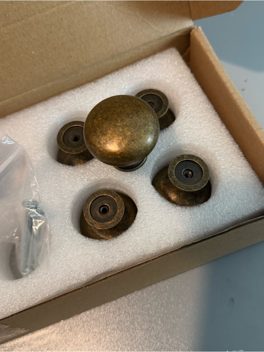 Goo-ki Antique Brass Round Cabinet Knobs - Set of 5